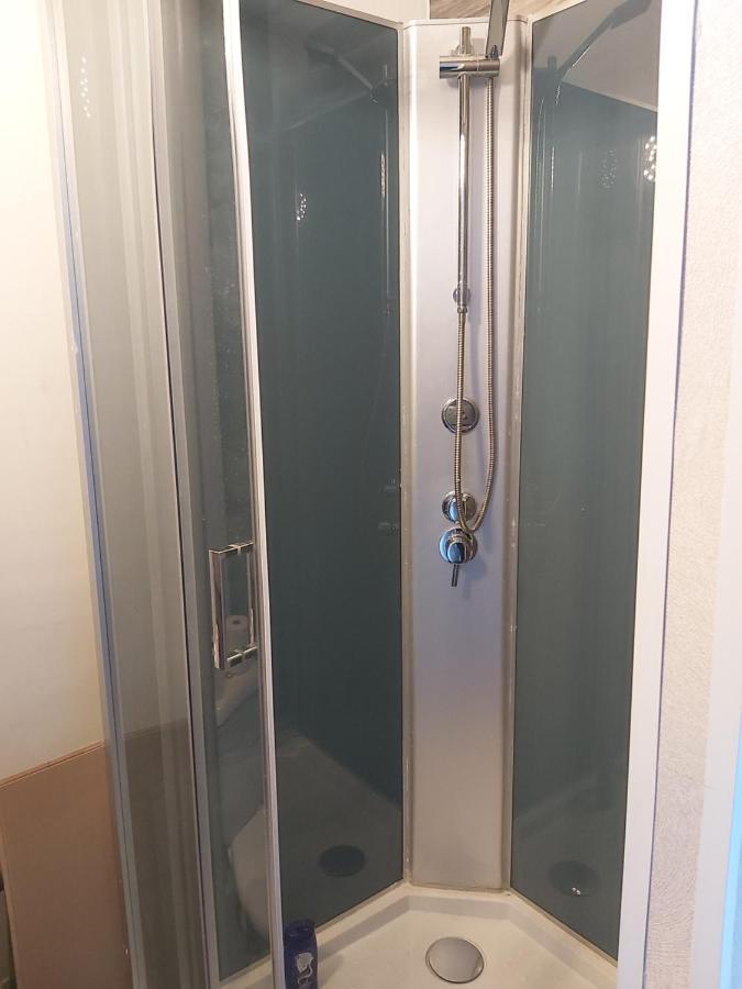 Sint-Pieters Station Rooms Gent Bagian luar foto